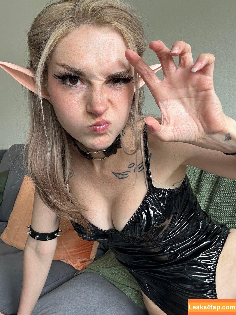 Busy B ASMR / busybasmr leaked photo photo #1002