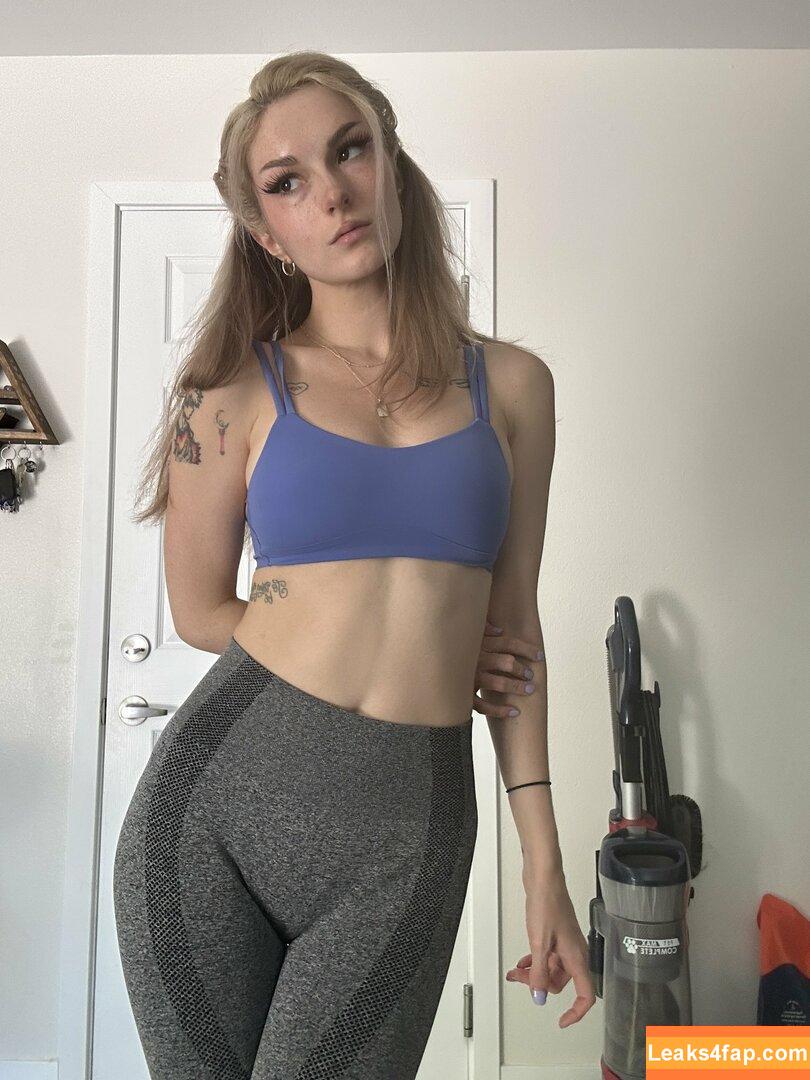 Busy B ASMR / busybasmr leaked photo photo #1127