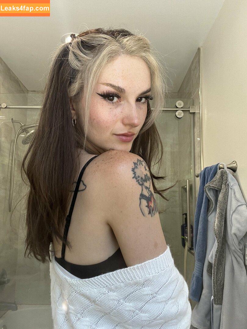 Busy B ASMR / busybasmr leaked photo photo #1211
