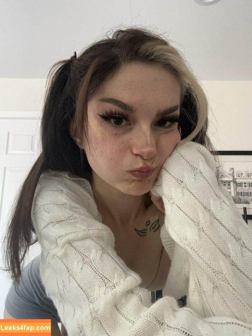 Busy B ASMR / busybasmr leaked photo photo #1401
