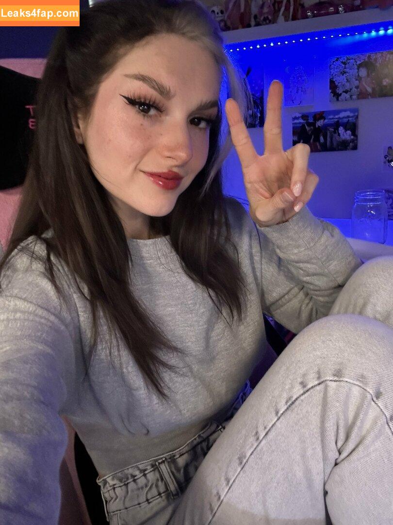 Busy B ASMR / busybasmr leaked photo photo #1405