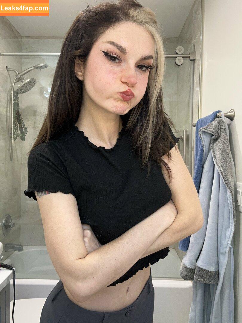 Busy B ASMR / busybasmr leaked photo photo #1413