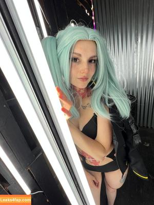 Busy B ASMR photo #1037