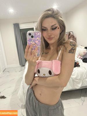 Busy B ASMR photo #1072