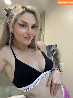Busy B ASMR photo #1114