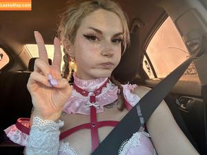 Busy B ASMR photo #1145