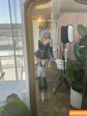 Busy B ASMR photo #1225