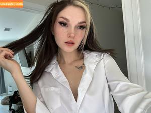 Busy B ASMR photo #1363