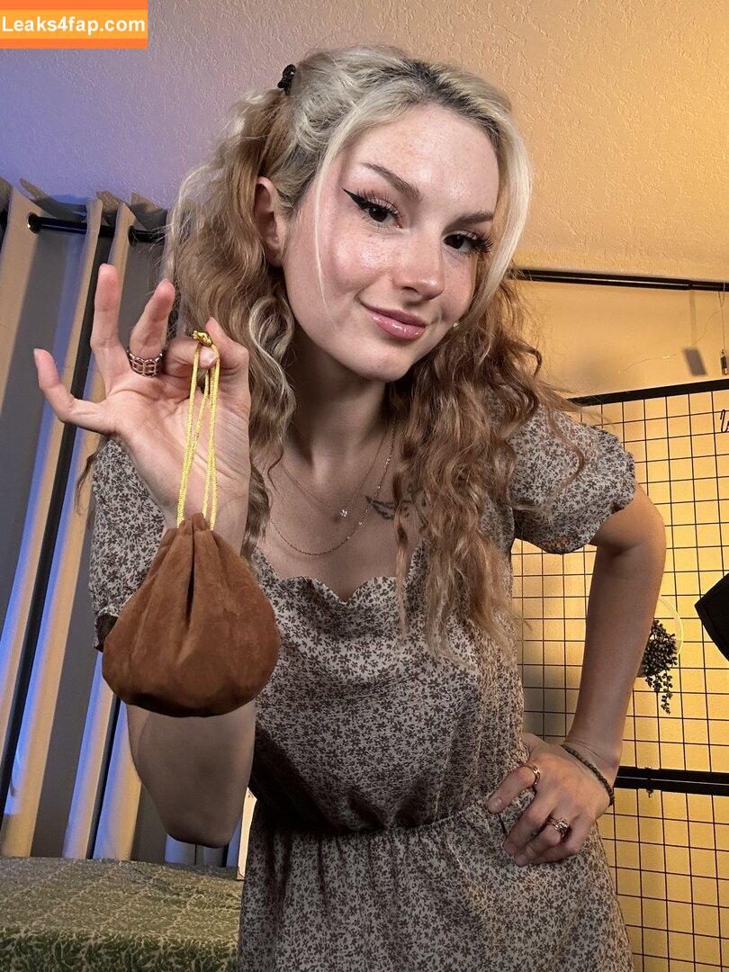 Busy B ASMR / busybasmr leaked photo photo #2179