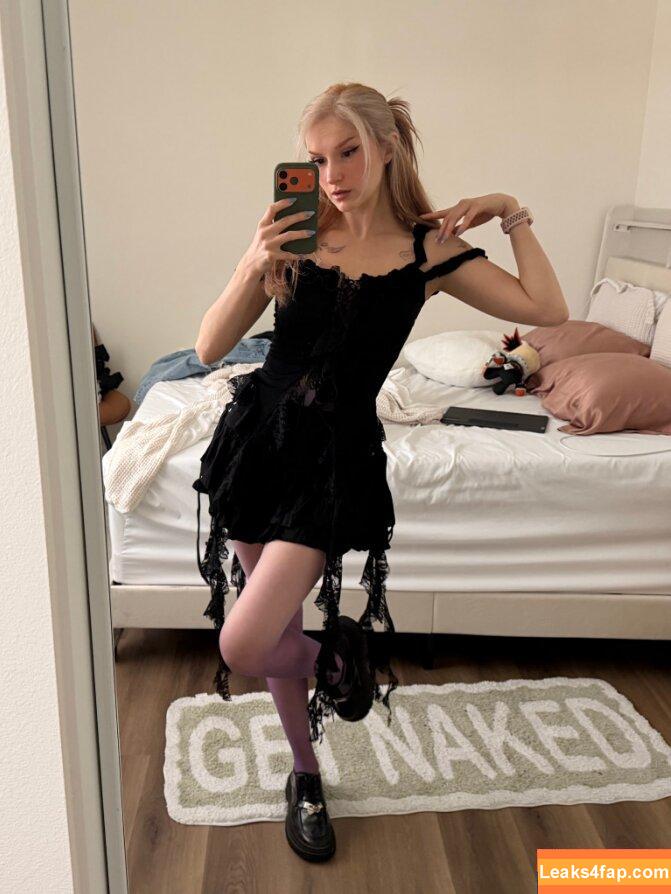 Busy B ASMR / busybasmr leaked photo photo #2244