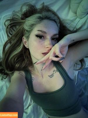 Busy B ASMR photo #2177
