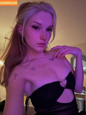 Busy B ASMR photo #2224
