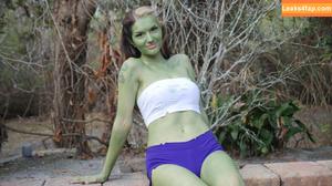 Busy B ASMR photo #2285