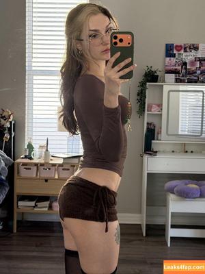 Busy B ASMR photo #2307