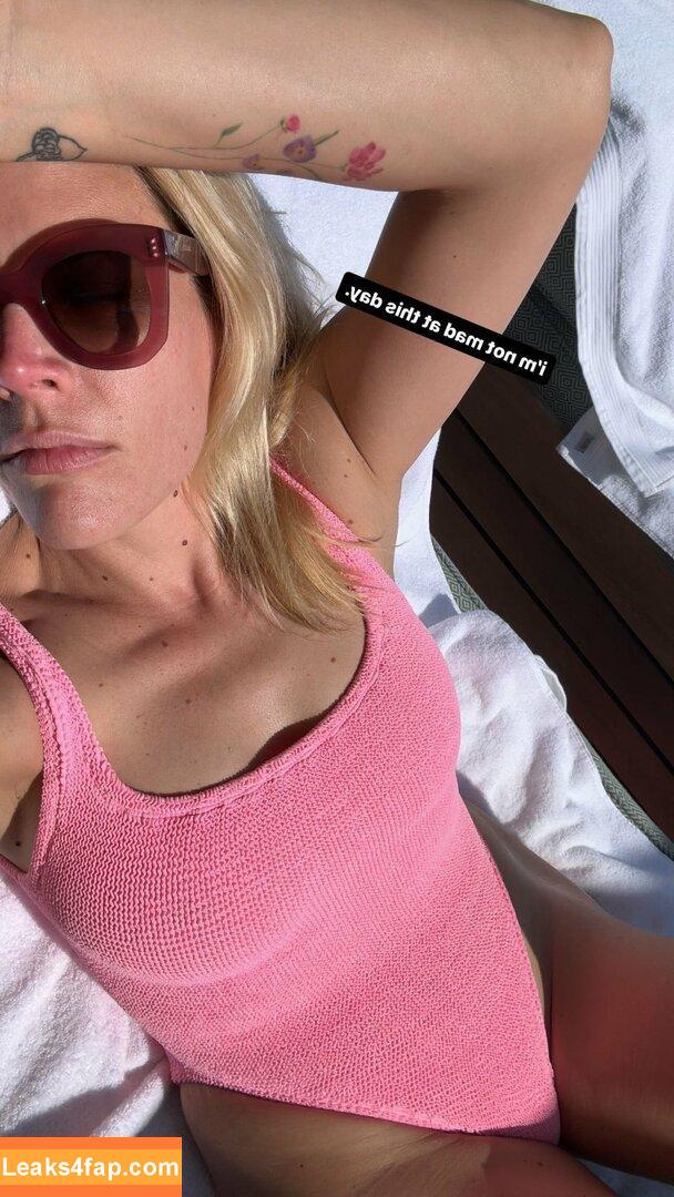 Busy Philipps / busyphilipps leaked photo photo #0052