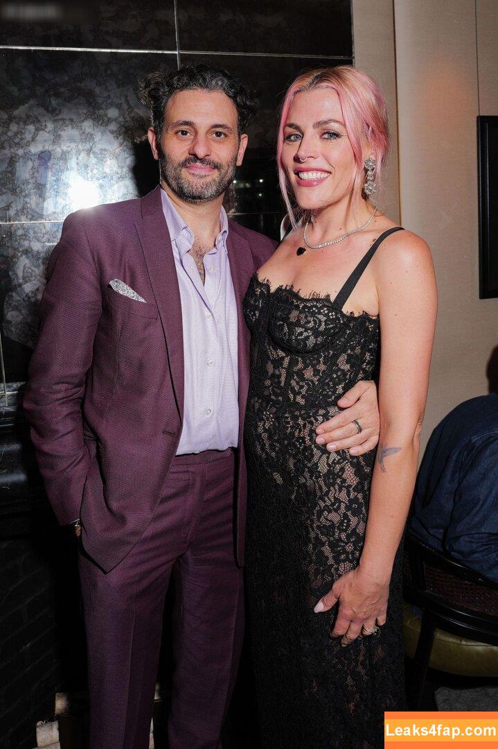 Busy Philipps / busyphilipps слитое фото фото #0113