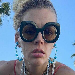 Busy Philipps photo #0100