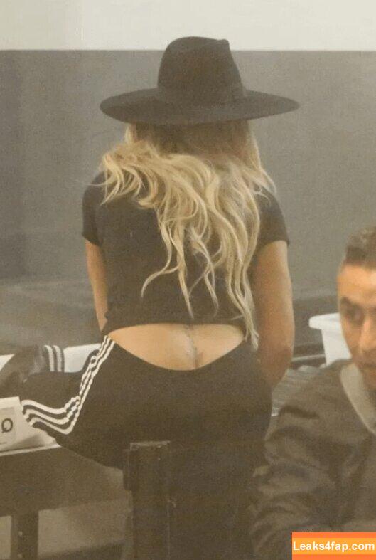 Buttcracks / littleteresa leaked photo photo #0025