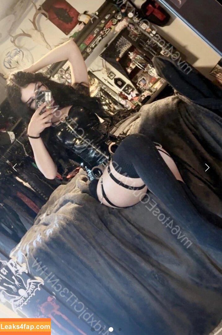 butter.on.a.poptart69 / Mia Rose leaked photo photo #0294