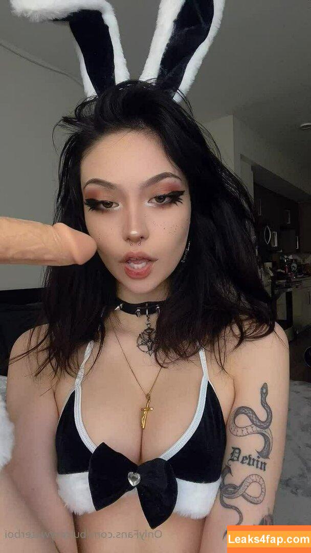 ButteryWaterBoi / awkwardlevi слитое фото фото #0160