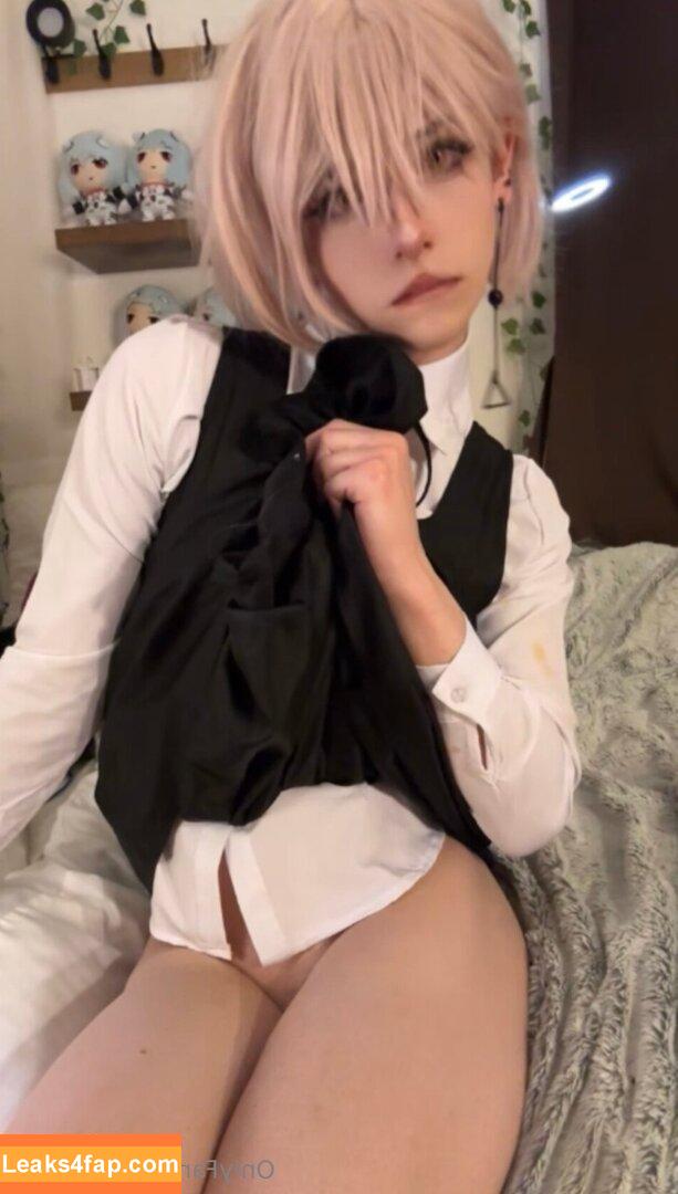 bwu_gi /  leaked photo photo #0036