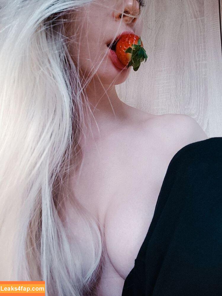 c_zga.model / Karolina Zganiacz / c_zga.priv leaked photo photo #0011