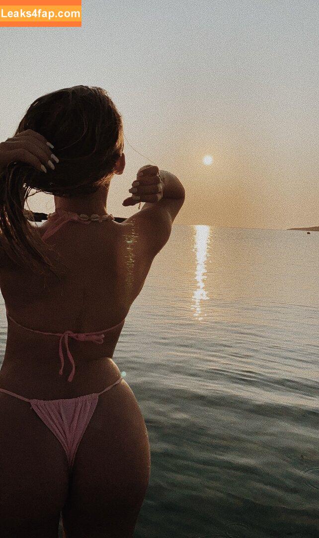 Caal.me.annaa / caall.me.anna leaked photo photo #0038