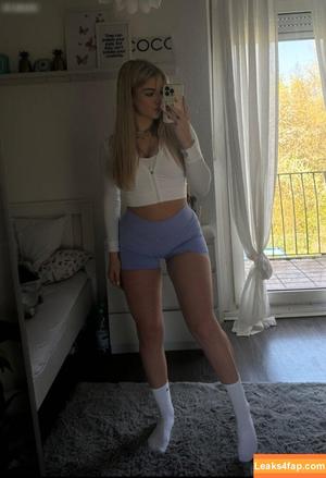 Caal.me.annaa photo #0085