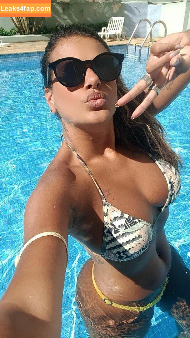 Caiala Tavares / caiala / caialatavares leaked photo photo #0017