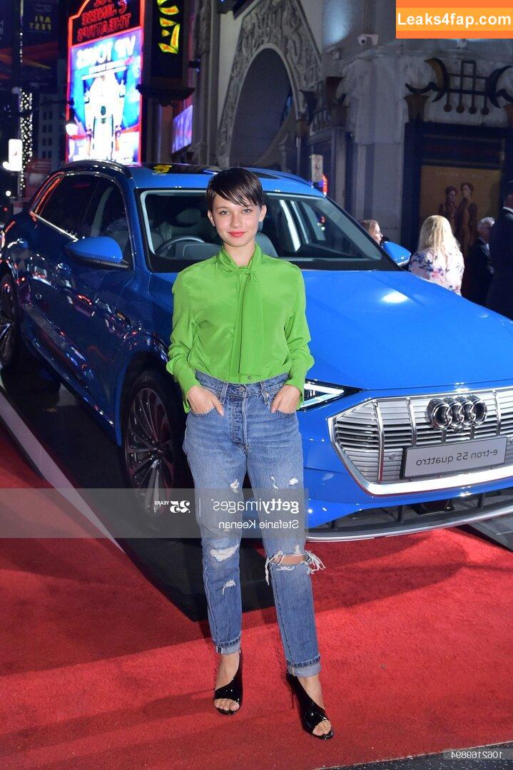 Cailee Spaeny / caileespaeny leaked photo photo #0023