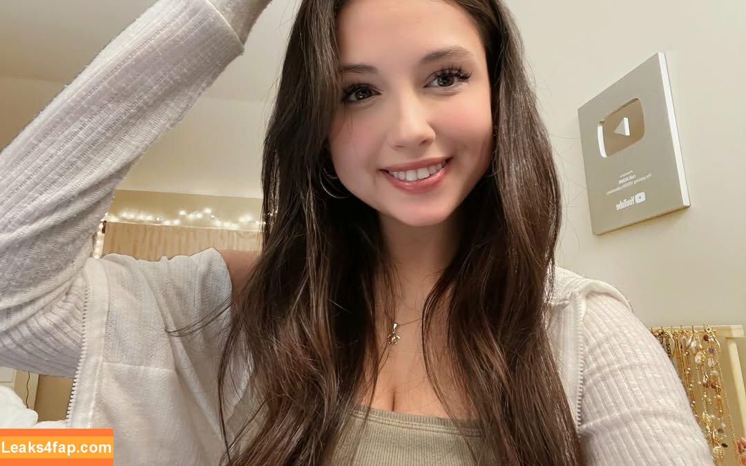 Cait ASMR / caitasmr слитое фото фото #0090