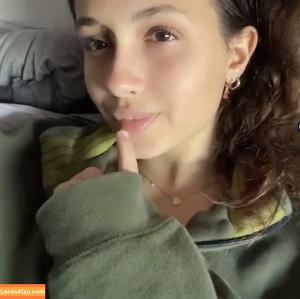 Cait ASMR photo #0102