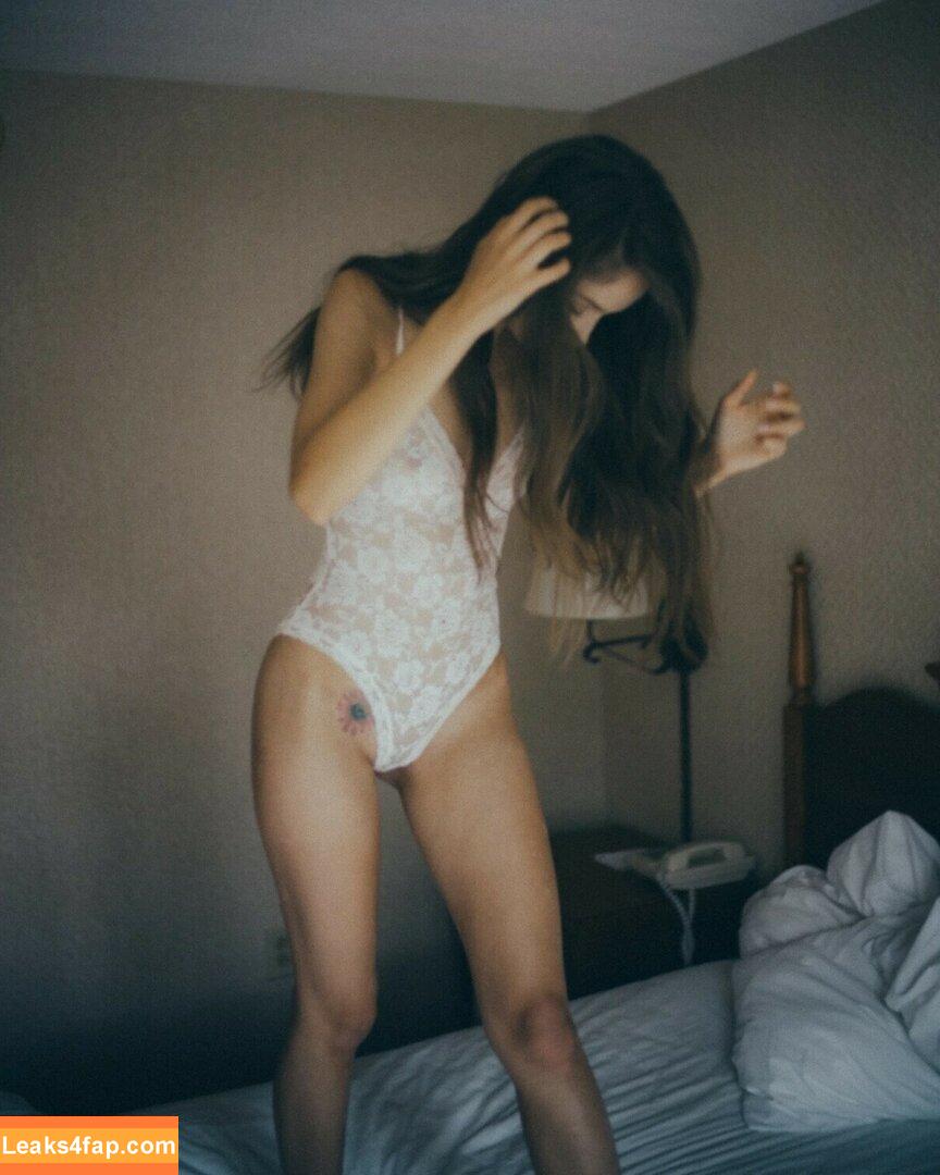 Cait Del Mar / caitblu / caitdelmar / cdm.darling слитое фото фото #0349