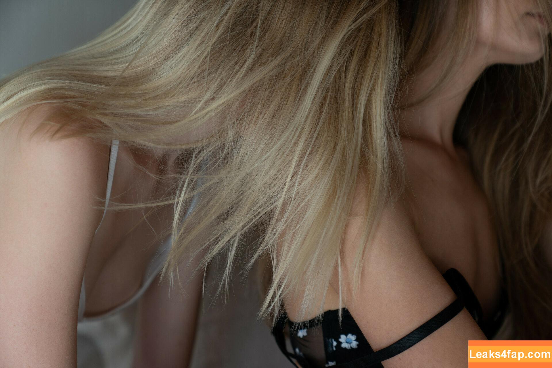 Cait Del Mar / caitblu / caitdelmar / cdm.darling leaked photo photo #0530