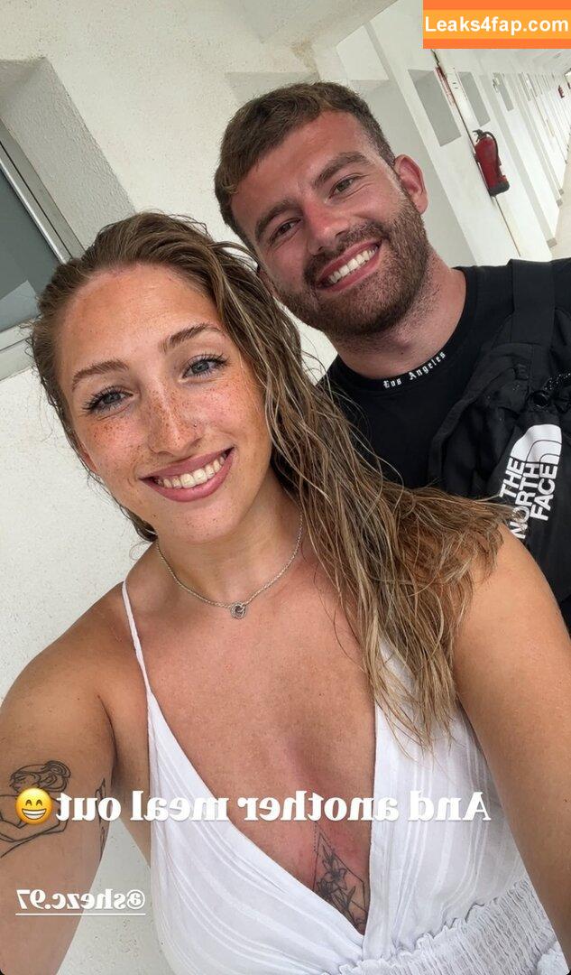 Caitlin Beevers / CaitlinBeevers1 / caitb.1 leaked photo photo #0187