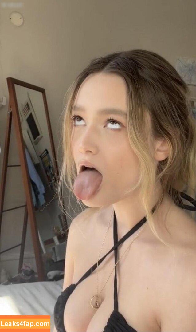 Caitlin Erin O'Neill / uhh_uma leaked photo photo #0089