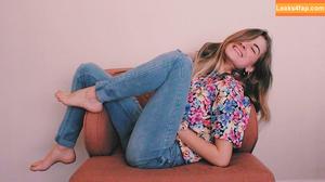 Caitlin Marie Reacts photo #0010