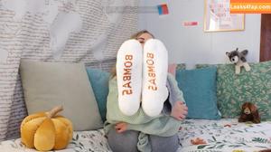 Caitlin Marie Reacts photo #0012