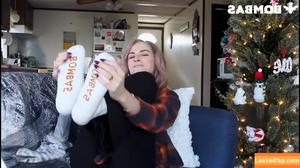 Caitlin Marie Reacts photo #0019