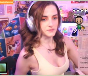 Caitlin Marie Reacts photo #0045