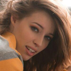 Caitlin McSwain photo #0006
