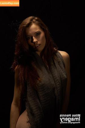 Caitlin McSwain photo #0466
