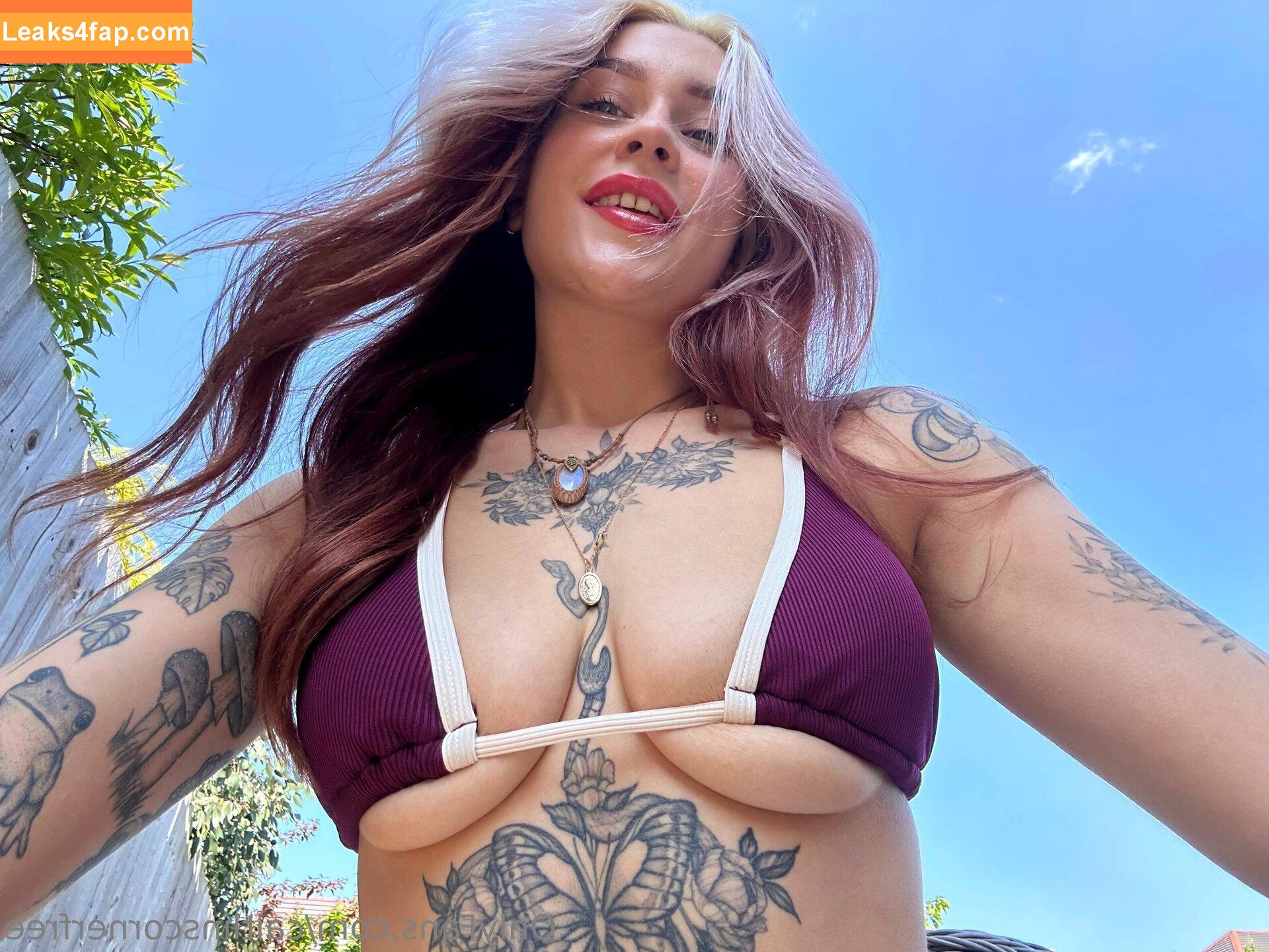 caitlinscornerfree / itscaitlinscorner leaked photo photo #0064