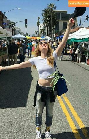 Caity Lotz photo #0050