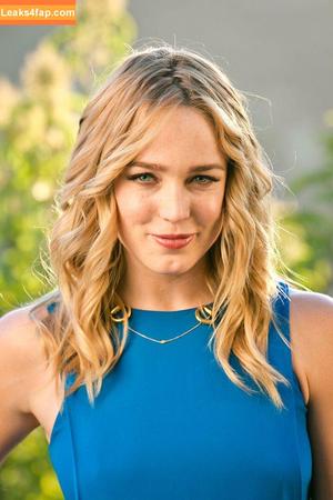 Caity Lotz photo #0211