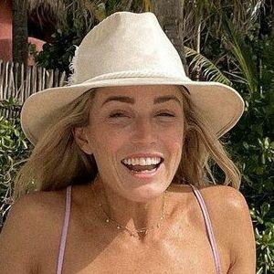 Caity Lotz photo #0285