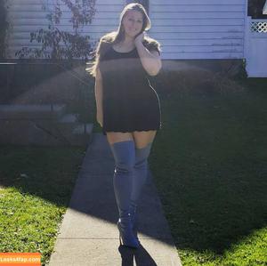 Caityy Cakesss photo #0187