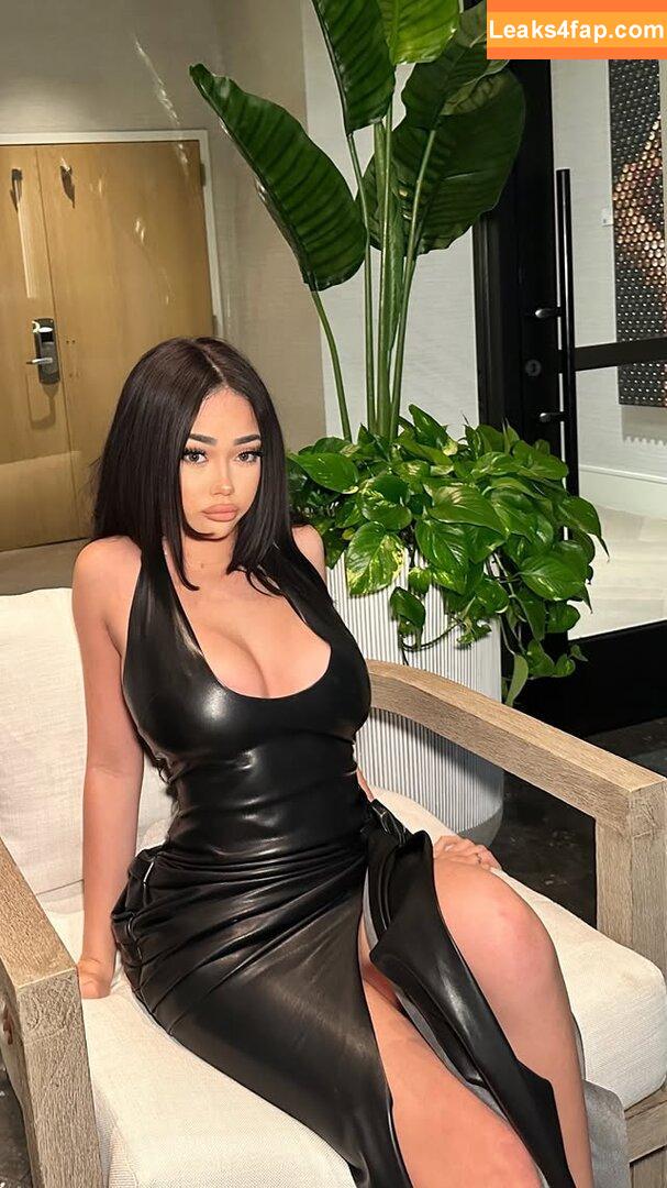 Calie.xo / caliepaid / calliexo06 leaked photo photo #0021