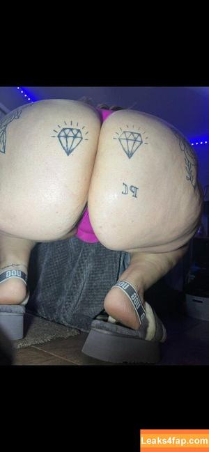 Calipawg photo #0008