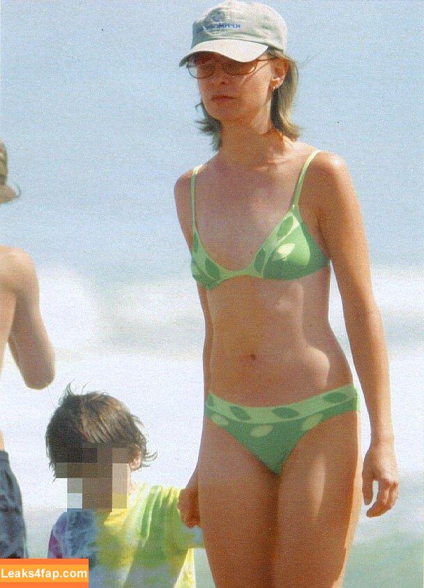 Calista Flockhart / calistasflockhart leaked photo photo #0005